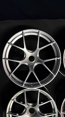 BBS FI R Centerlock Diamond Silver Wheels for Porsche 911 991 992 GT3 GT3RS